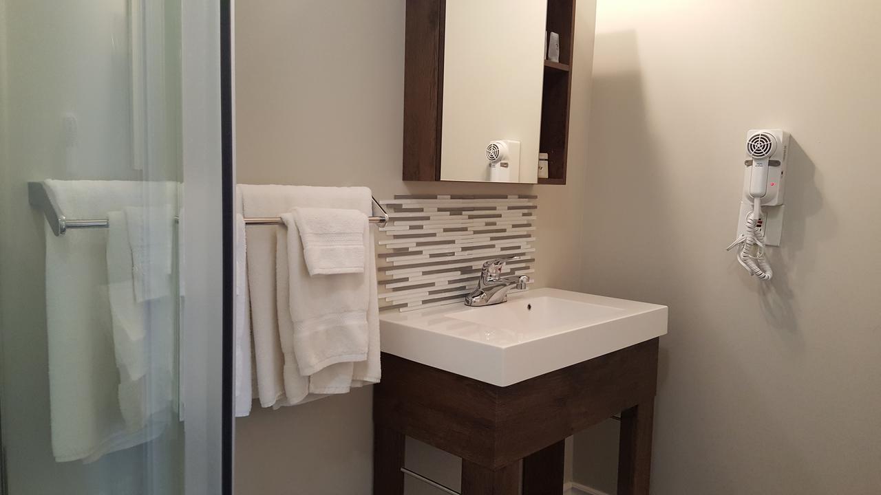 Motel La Source Coaticook Ngoại thất bức ảnh